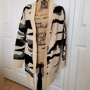 🖤 Camouflage Cardigan